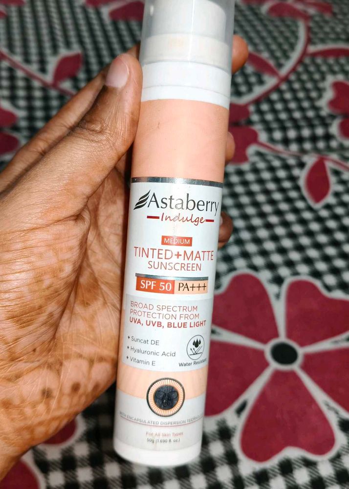 Astaberry Tinted+ Matte Sunscreen SPF 50 PA+++