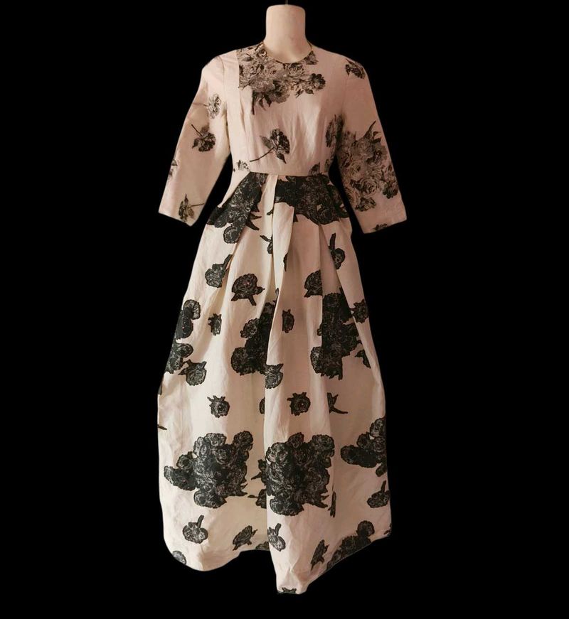🌸 Exclusive Floral Midi Dress