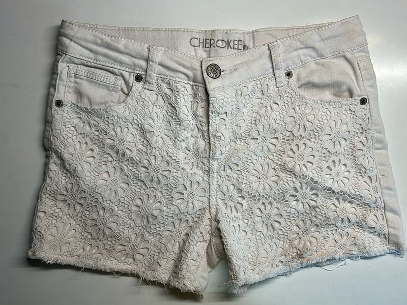 Vintage Y2k🎀 embroidered beach shorts