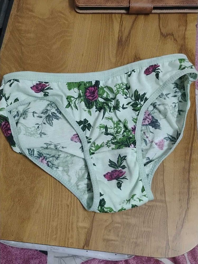 Floral Print Briefs🍃🍃🩵