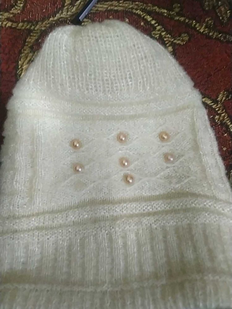 Beige Winter Hat with Pearls