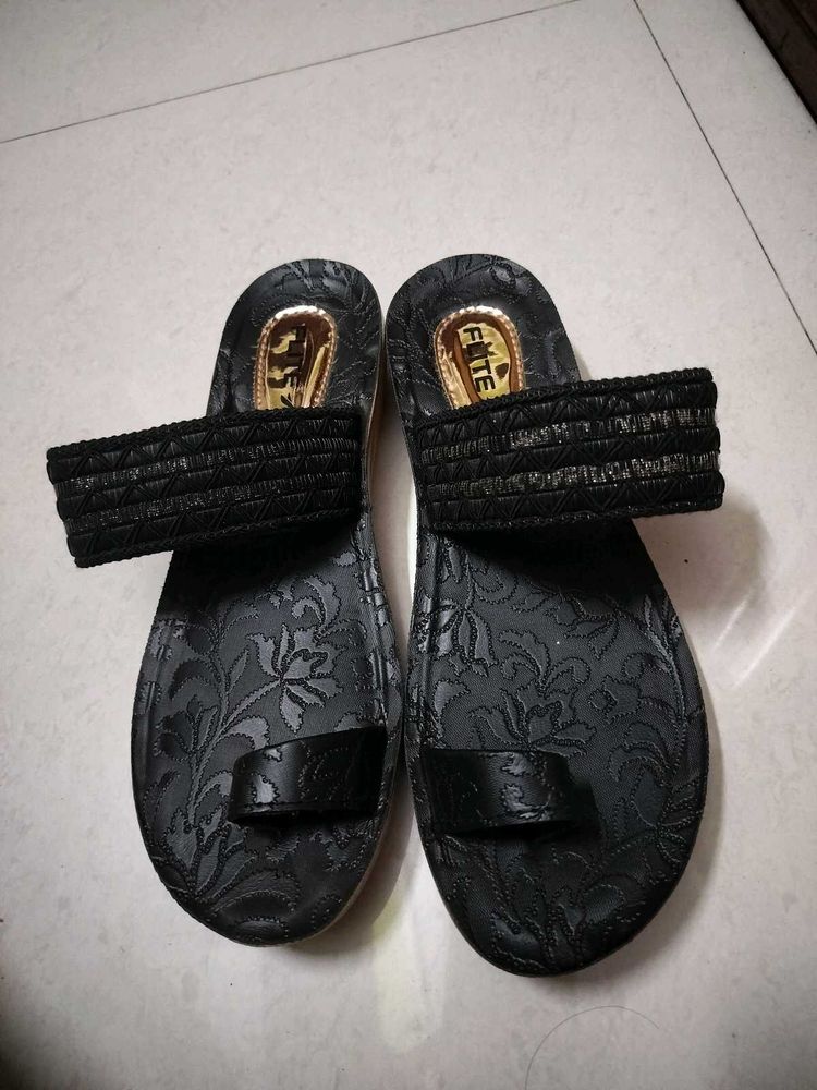 Black Colour Flats