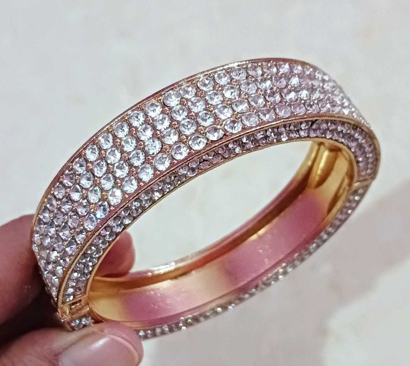 Sparkling Crystal Bangle
