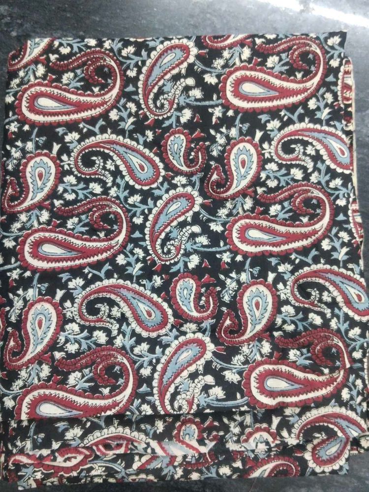 Paisley Print Cotton Fabric 2.5 Mtr
