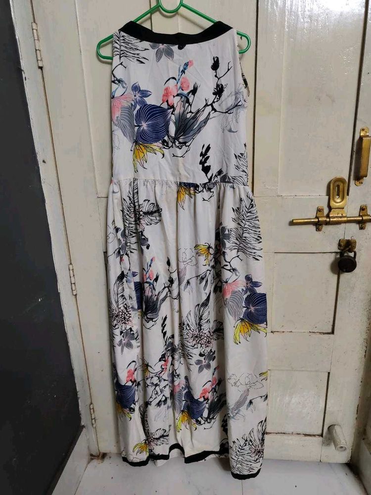 Beautiful Floral White Maxi Dress