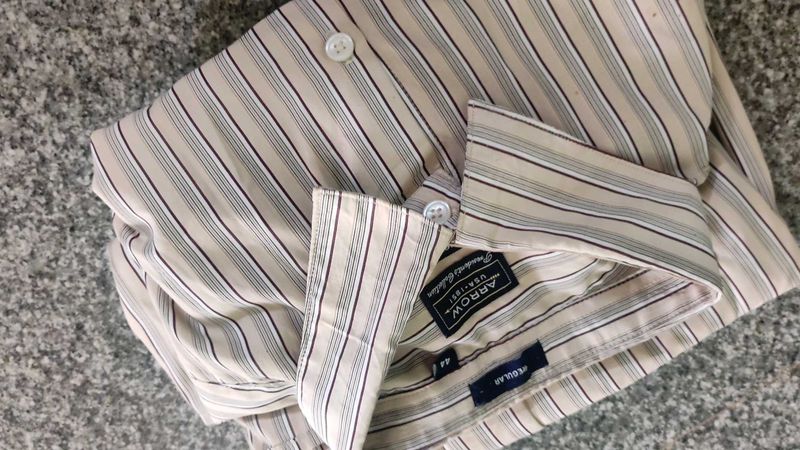 one piece 199₹...branded shirts each 199₹
