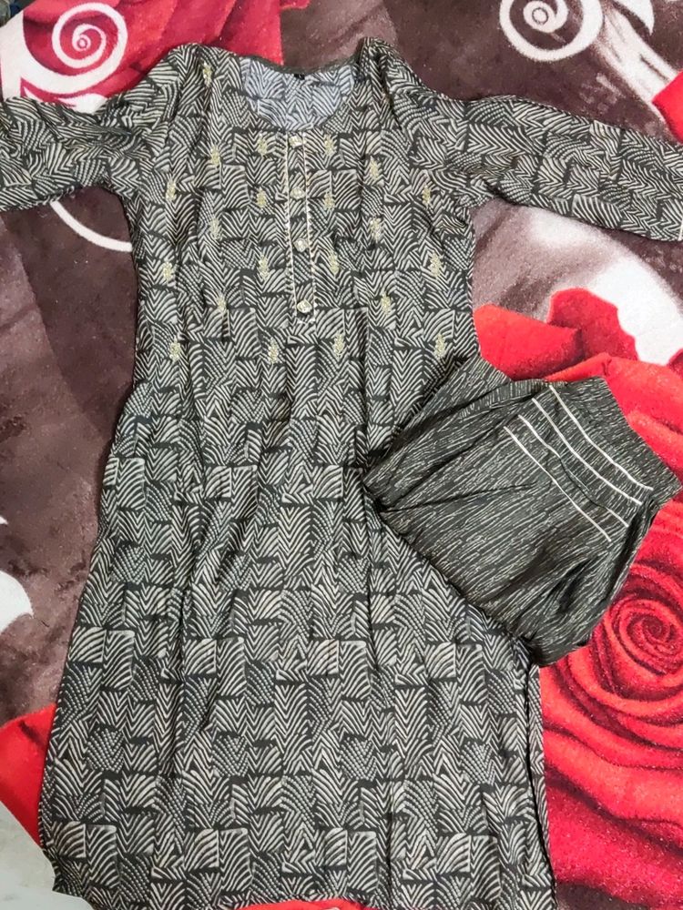 Stylish Kurti With Pent
