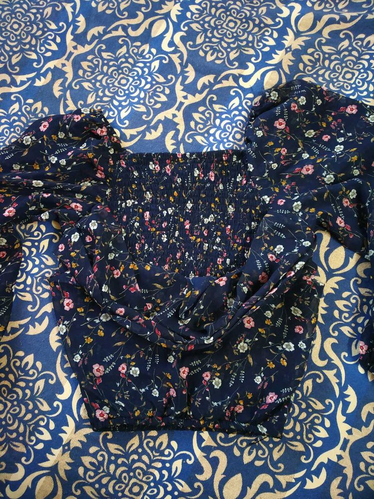 Floral Print Long Sleeve Top