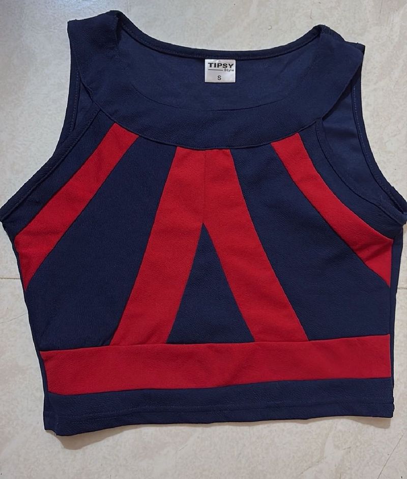 Stylish Navy &amp; Red Crop Top