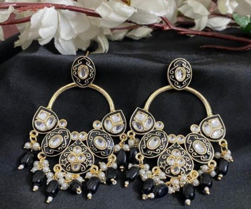 Beautiful Earring 💕(red And Black )