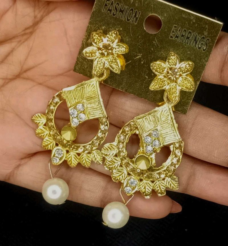 Golden Chandbali Earrings