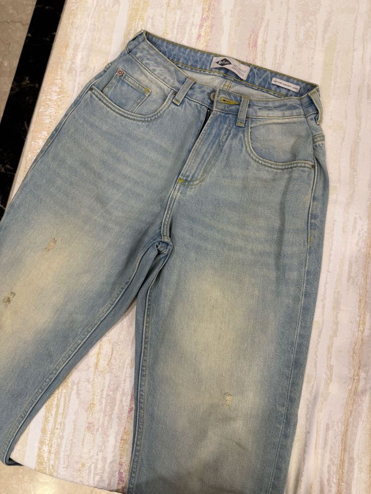 Old Navy Light Wash Jeans
