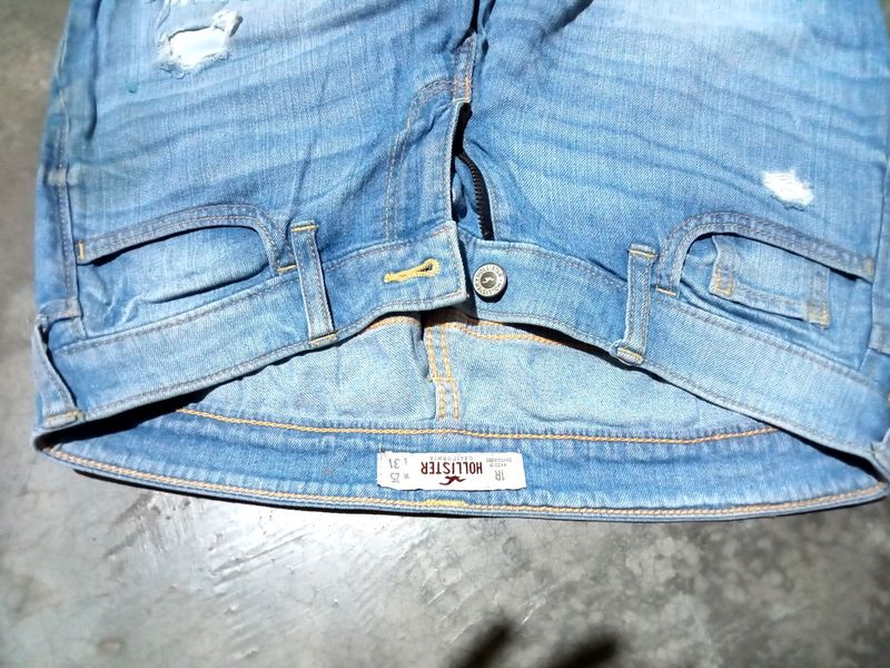 Damage Jeans
