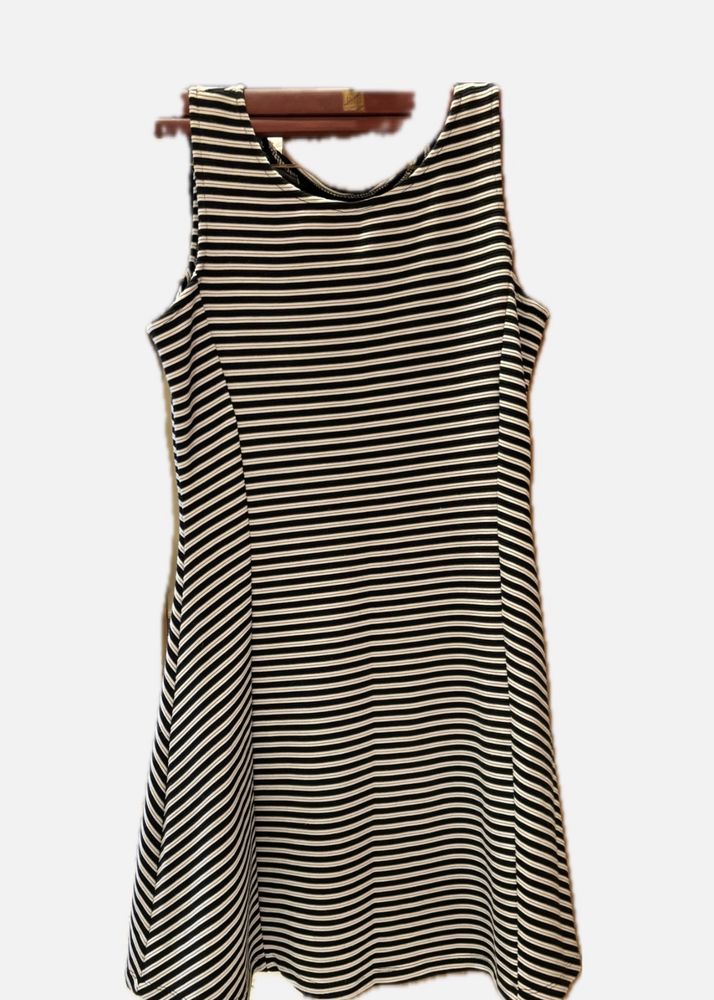 Mini sleeveless Dress