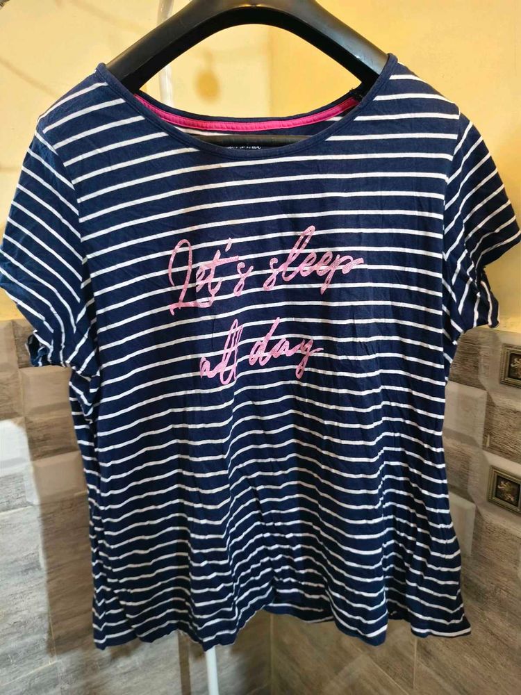BOGO 🎁 Buy One Get 1 Free🎁Striped Tee XL/ XXL