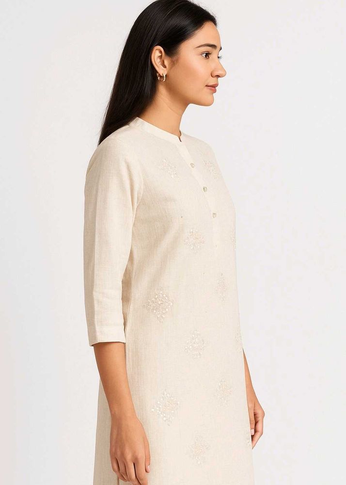 Elegant Embroidered Kurta