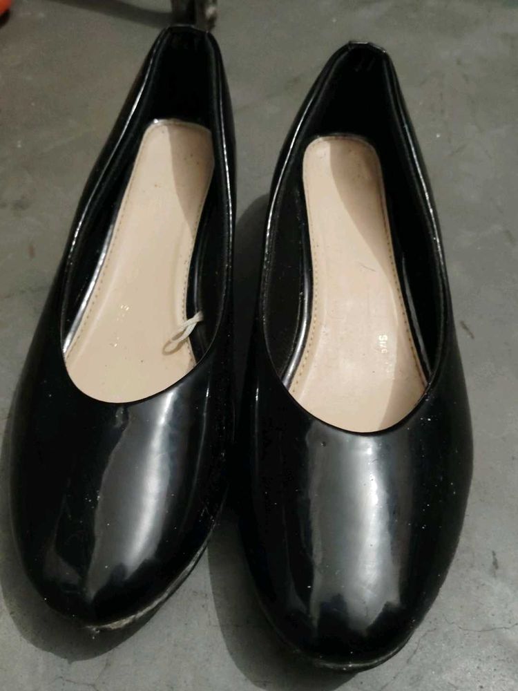 Ballerina With Little Wedge