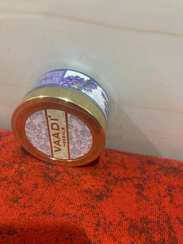 Lavender Anti-Ageing Massage Cream (50 gms)