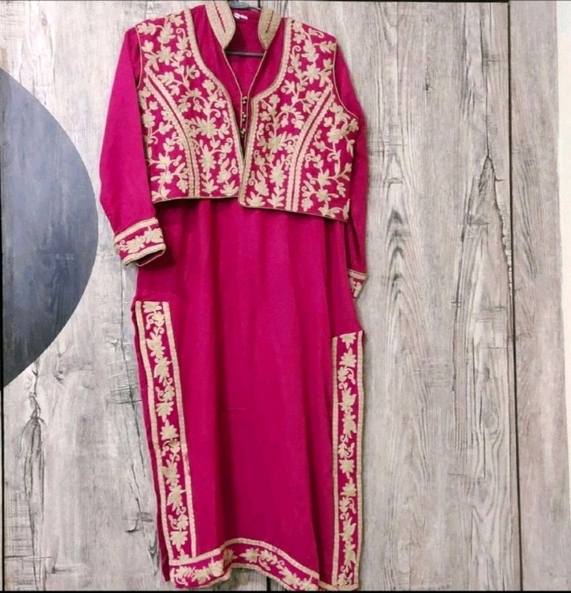 Beautifull Women&#39;s Kurti