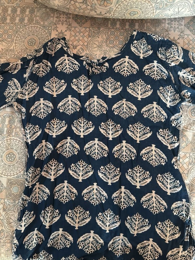 Blue &amp; White Printed Tunic