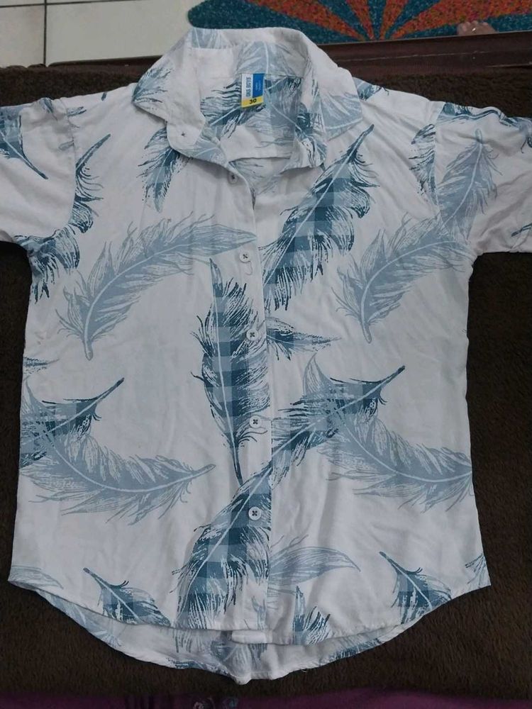 Shirt LIKE New