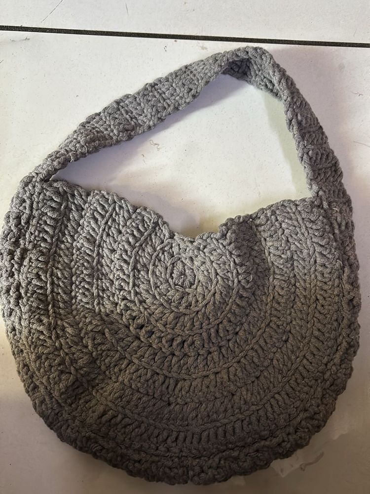 Slingbags