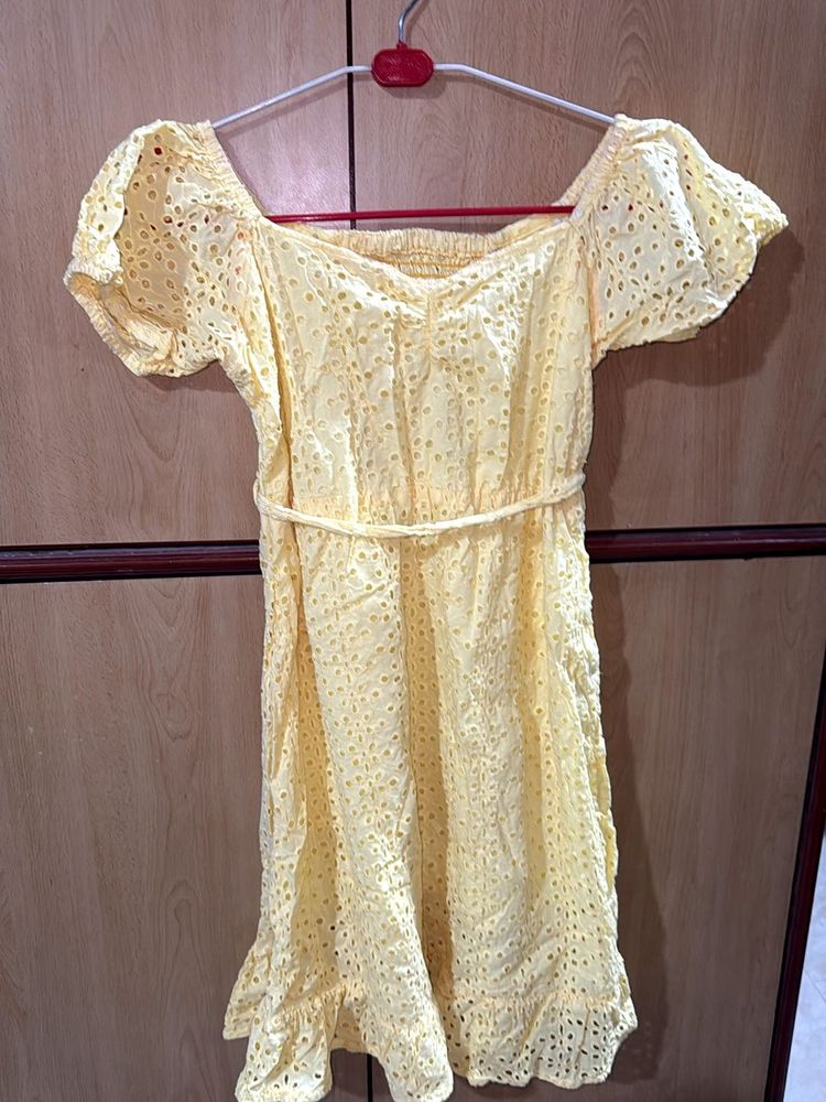 Pretty Yellow Dress