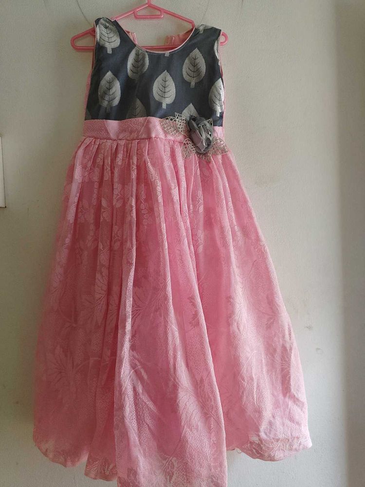Beautiful Pink Grown For Girls New In Condition