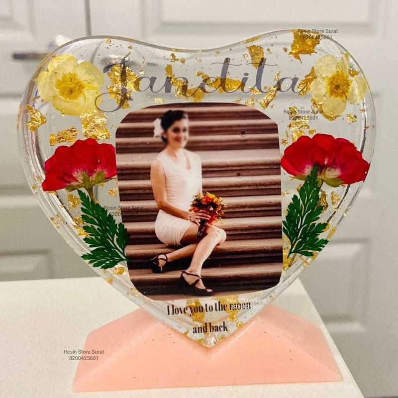 Small Resin Frame With Stand