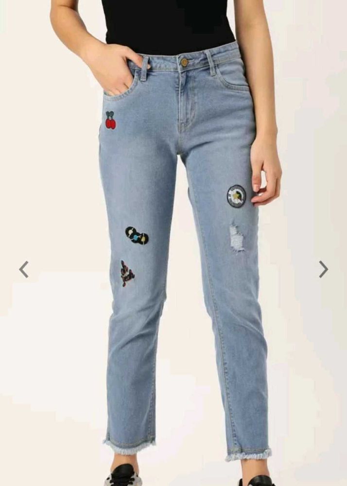 Women blue slim fit jeans