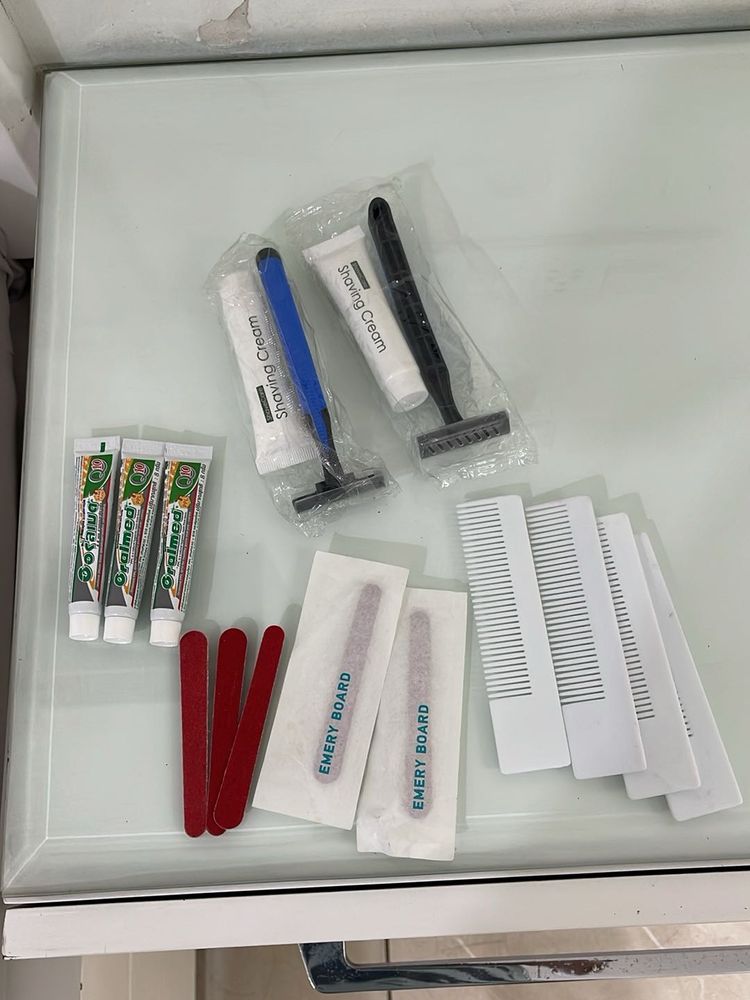 Travel Grooming Kit