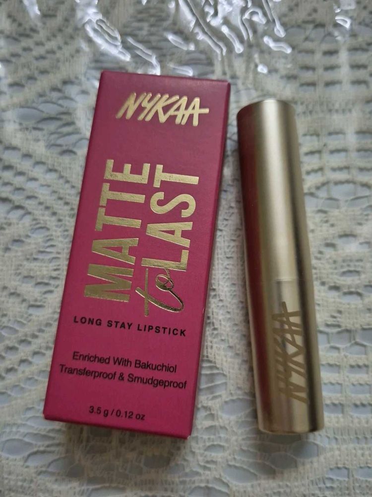 Nykaa Matte To Last Lipstick