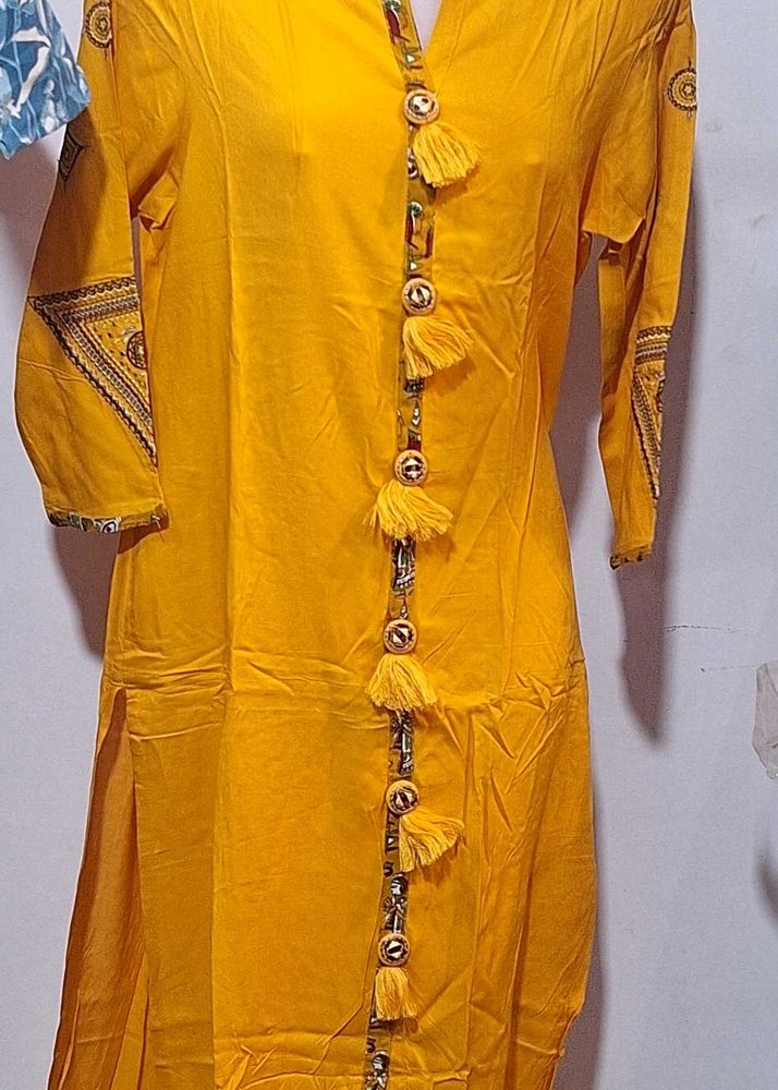Mustard Kurti
