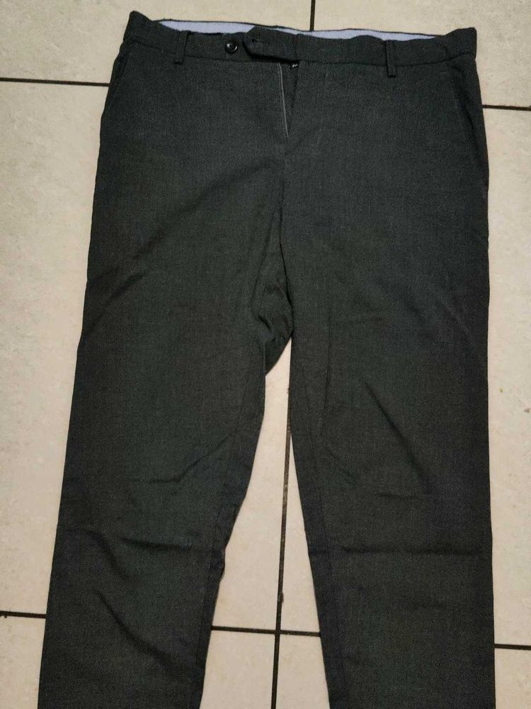 Men&#39;s Grey Pants