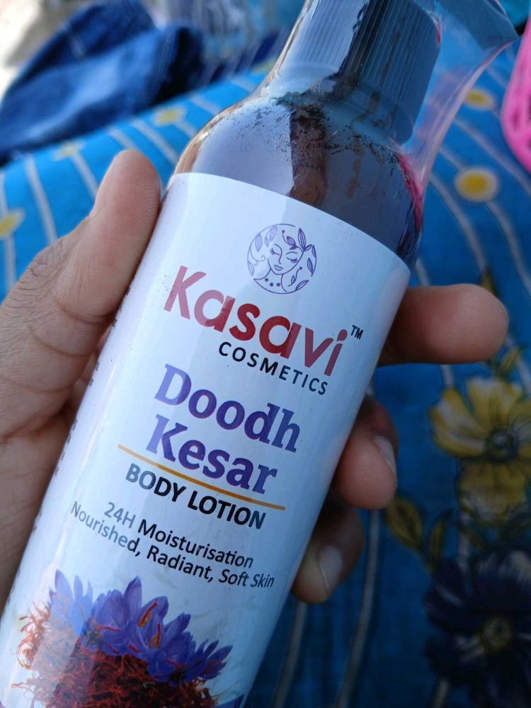 Kasavi Doodh Kesar Body Lotion