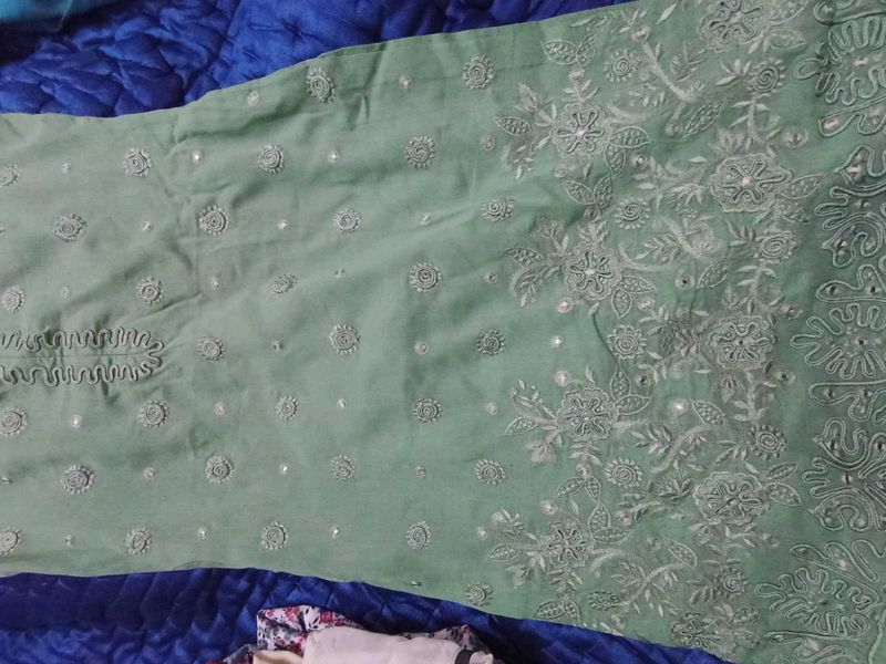 Embroidered suit set