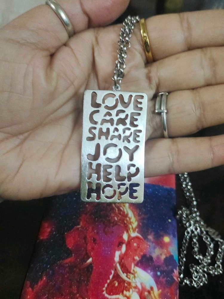 Unisex|Silver Tone Chain with Pendant