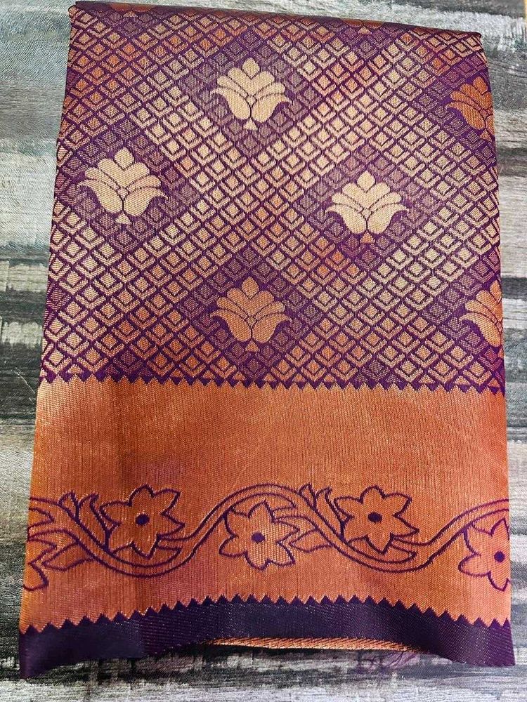 Title:✨ Traditional Zari Woven Silk Blend Sarees