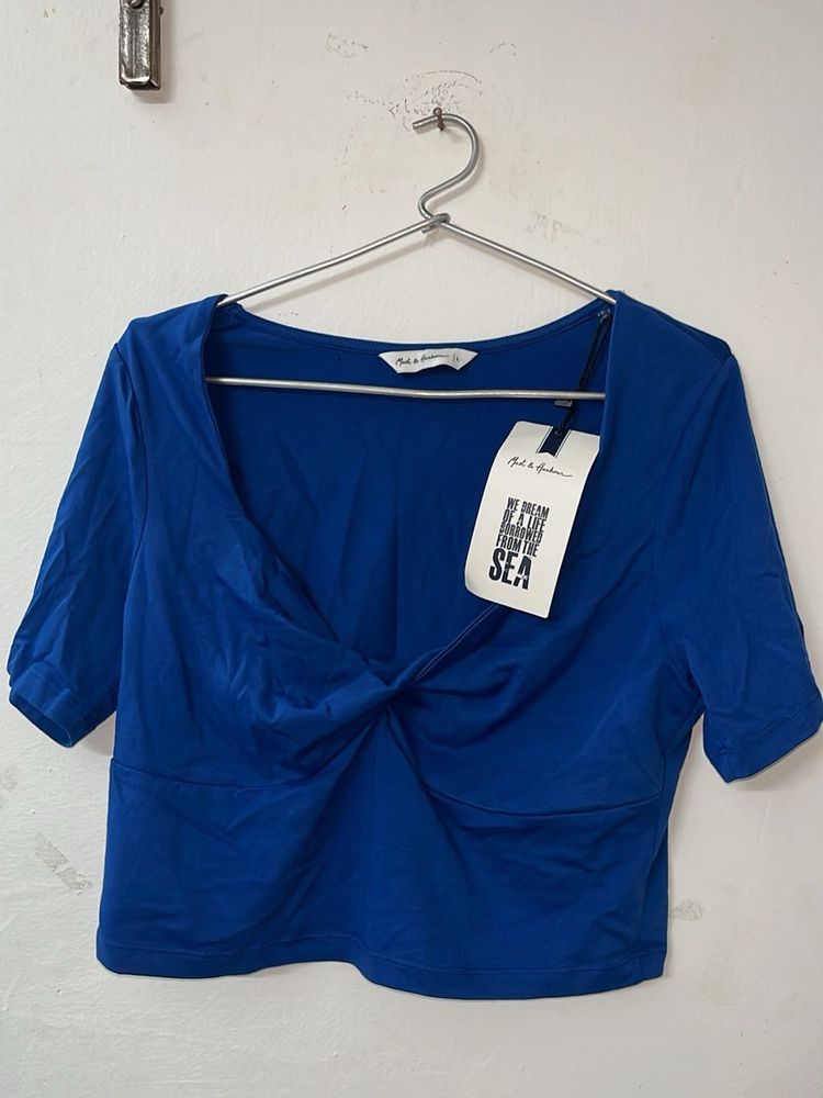 Deep Neck Crop Top