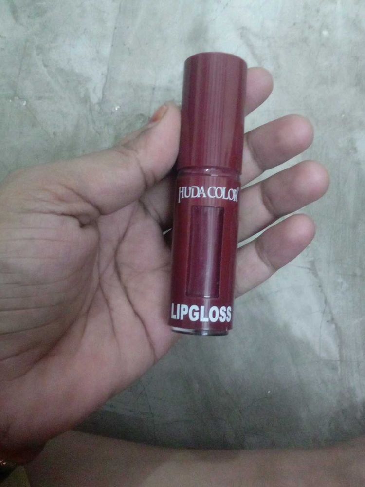 Huda Color Lipgloss