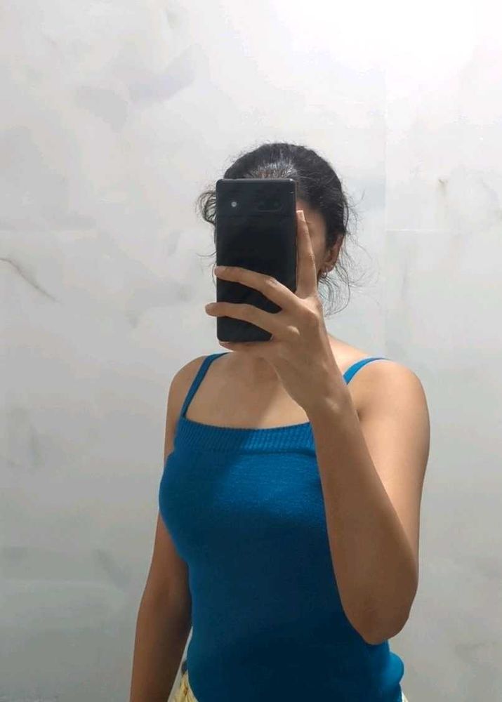 Elegant Blue Knit Tank Top