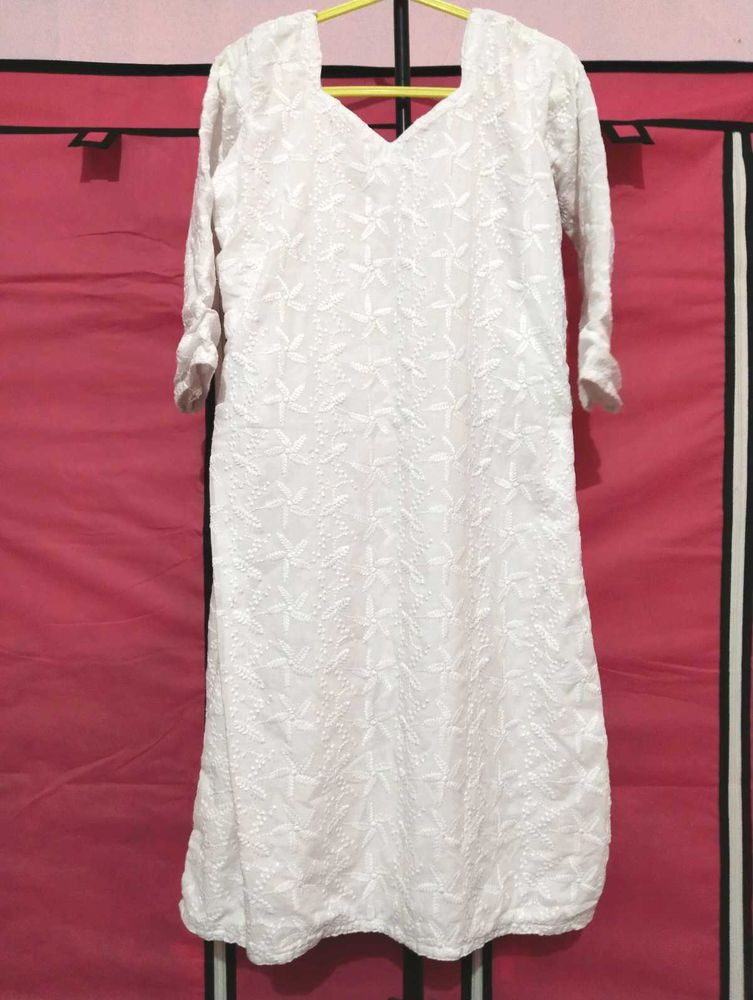 White Embroidered Kurti