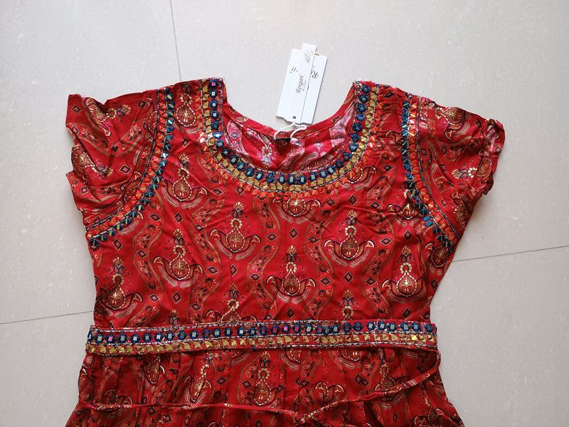 Red Could Beautiful Kurta With Hip Belt
