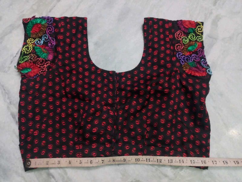 Beautiful pointed Blouse 🥻