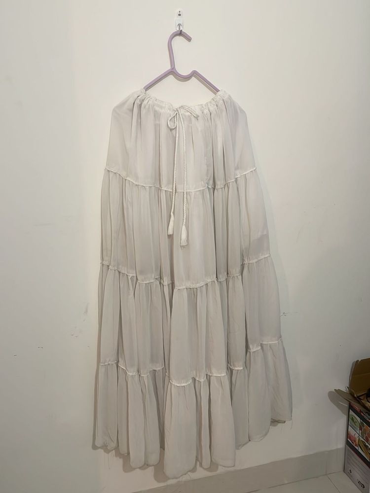 White Flowy maxi Skirt