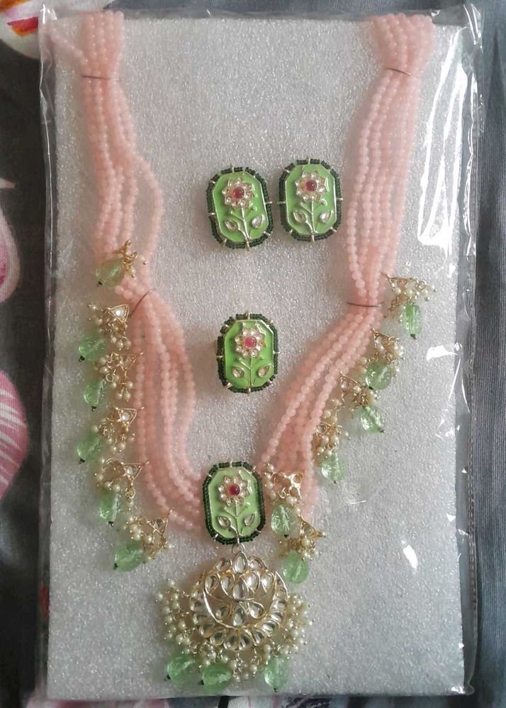 Necklace &amp; Earring Set