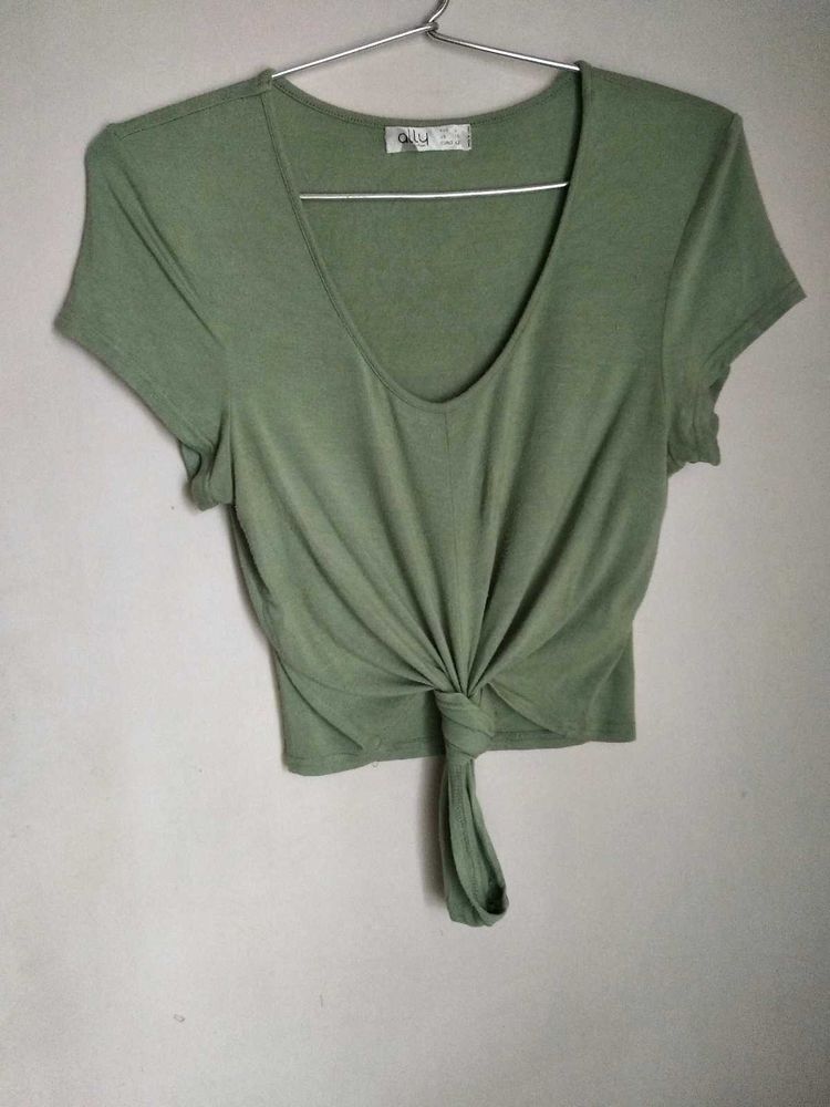 Beautiful Knot Top