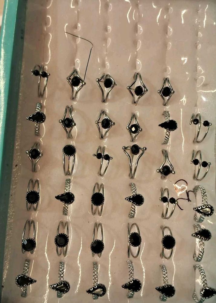 Pack Of 25 adjustable Silver Rings