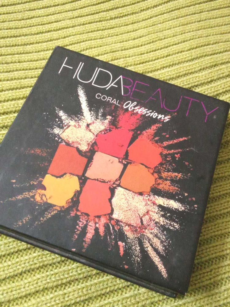 HUDA BEAUTY Coral Obsessions