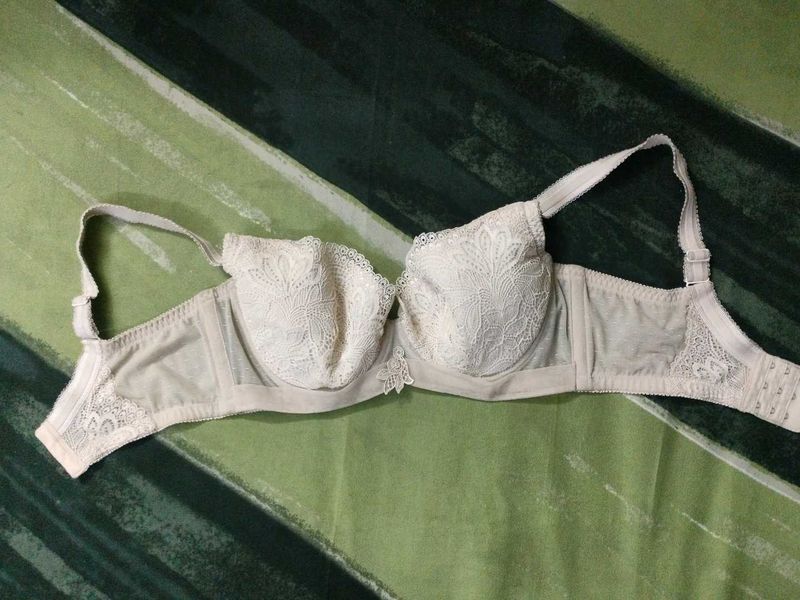 Chinese Branded Bra Comfortable Full Coverage